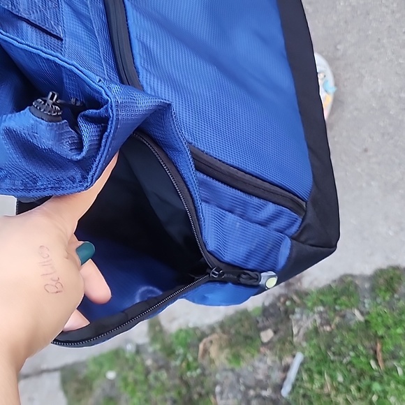 LL Bean Duffle Bag 0FVL2 Double Handle Shoulder Tote Zip Top Blue Nylon Used Onc - Picture 7 of 12